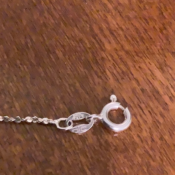 🦋 Beautiful silver and cz heart shaped necklace - Picture 5 of 7